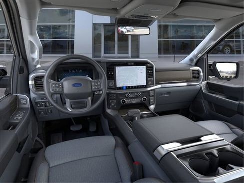 New 2025 Ford F150 Lariat w/ Equipment Group 502A High image 9