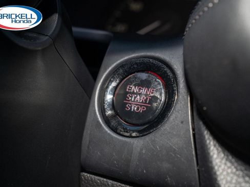 Certified 2024 Honda HR-V EX-L image 32