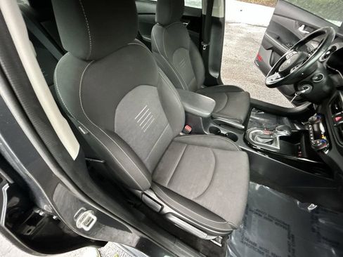 Used 2019 Kia Forte S w/ S Premium Package image 21