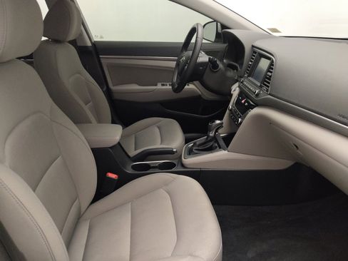 Used 2018 Hyundai Elantra Value Edition FWD image 21