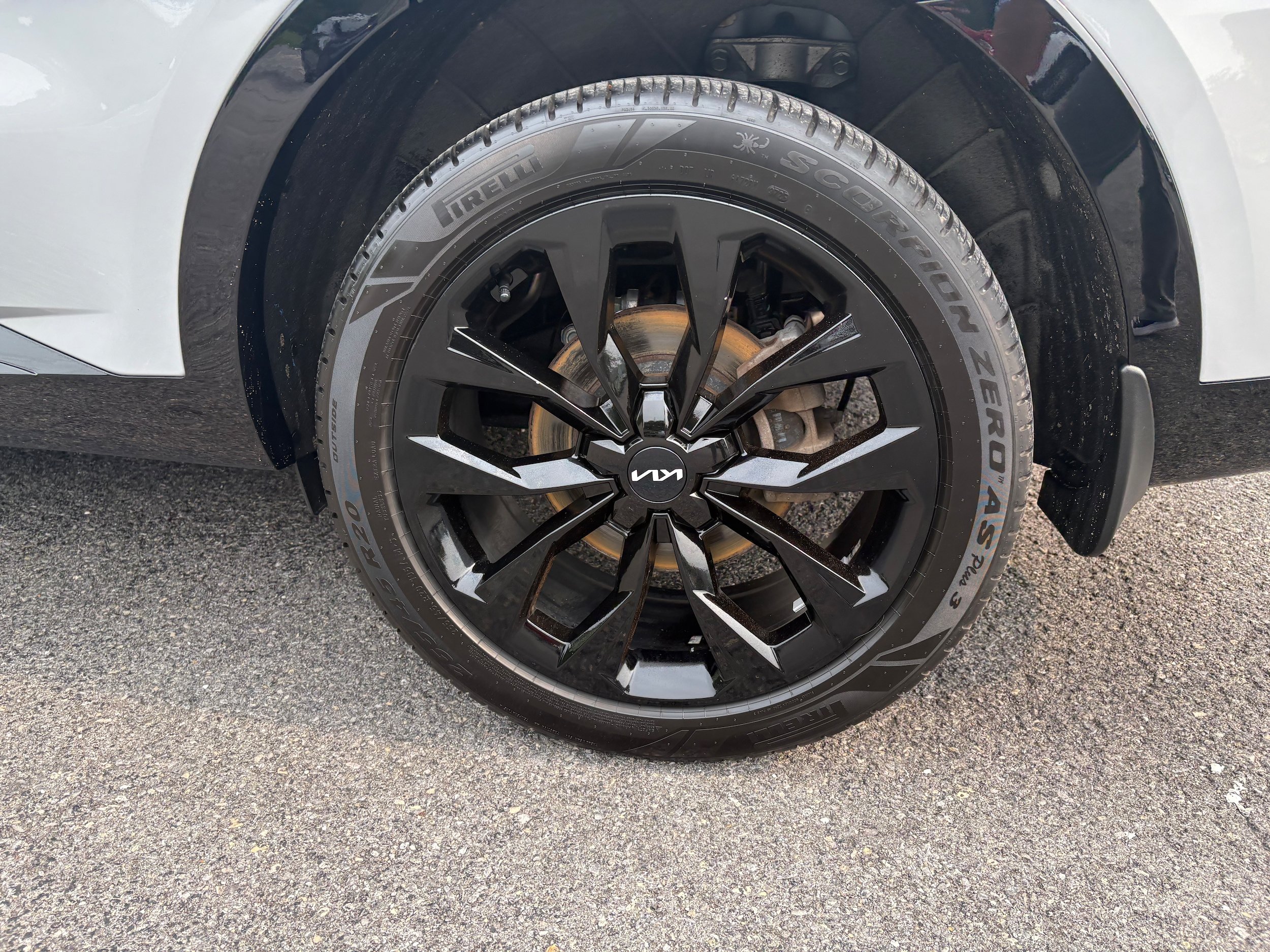 Used 2023 Kia Sorento SX AWD/4WD image 10