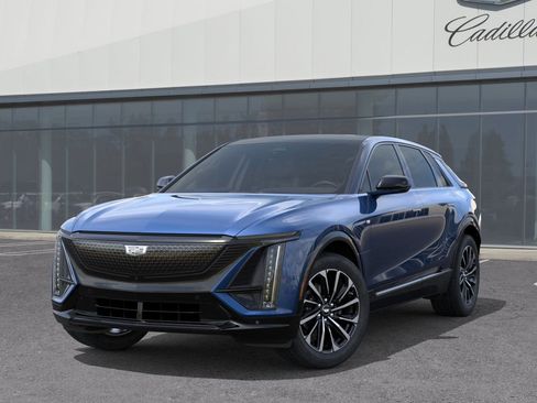 New 2025 Cadillac Lyriq Sport image 7