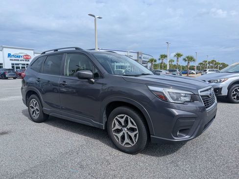 Used 2021 Subaru Forester Premium w/ Popular Package #1 AWD/4WD image 2