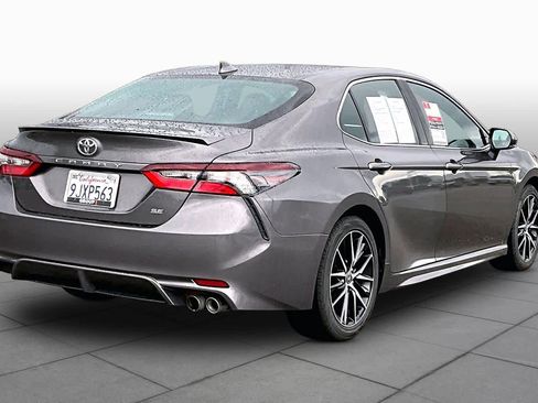 Used 2024 Toyota Camry SE FWD image 12