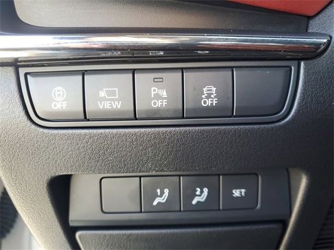 Certified 2023 MAZDA MAZDA3 Hatchback w/ Appearance Package image 9