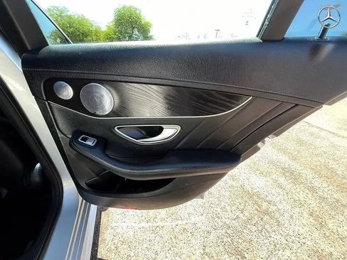 Used 2015 Mercedes-Benz C 300 4MATIC Sedan image 17
