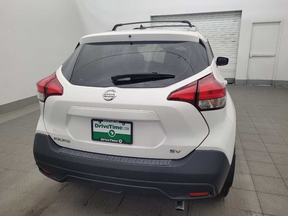 Used 2018 Nissan Kicks SV w/ Exterior Package FWD image 7