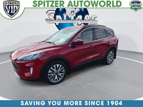 Used 2022 Ford Escape Titanium AWD/4WD image 5