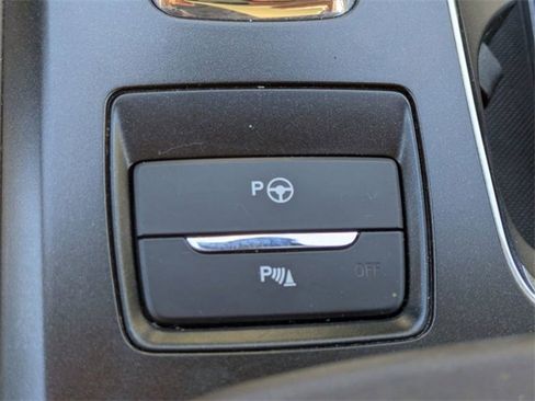 Used 2017 Ford Fusion Platinum image 36