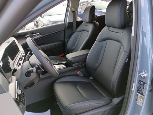 Certified 2026 Kia Sportage EX image 17