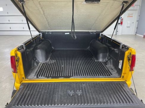 Used 2003 Chevrolet S10 Pickup LS w/ Appearance Package image 16