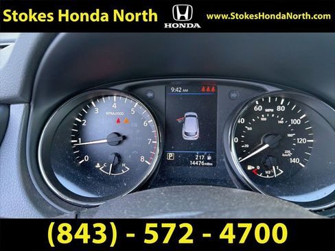 Used 2021 Nissan Rogue Sport SV image 1