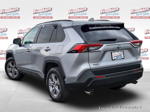 Used 2022 Toyota RAV4 LE AWD/4WD image 6