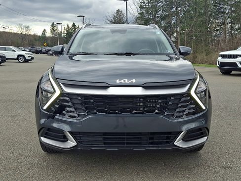 Used 2023 Kia Sportage EX image 2