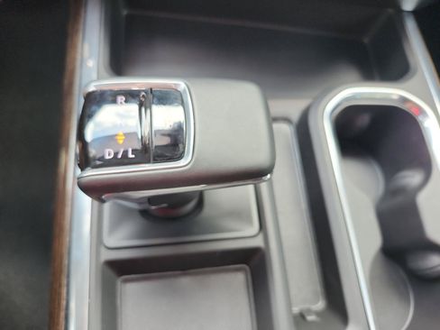 Used 2025 GMC Sierra 1500 Elevation w/ Elevation Premium Package AWD/4WD image 22