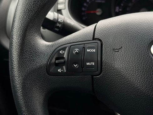 Used 2015 Kia Sportage LX image 16