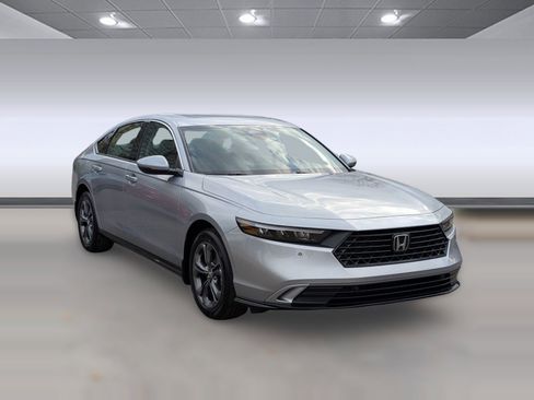 New 2025 Honda Accord EX-L image 7