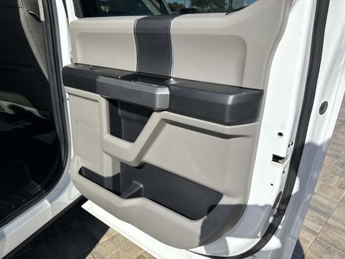 Used 2018 Ford F150 XLT image 22