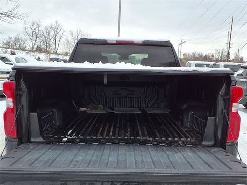 Used 2024 Chevrolet Silverado 1500 LT Trail Boss image 10