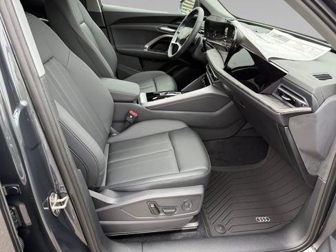 New 2025 Audi Q5 Premium Plus image 9