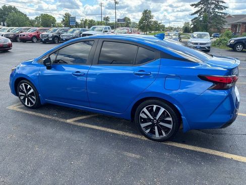 Used 2022 Nissan Versa SR w/ Trunk Package FWD image 6