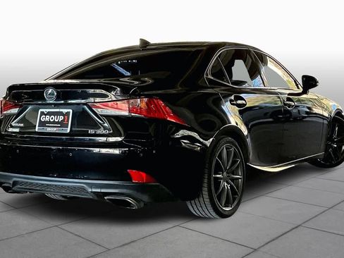 Used 2019 Lexus IS 300 F Sport image 13