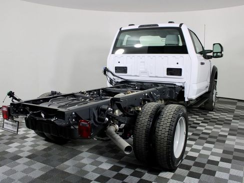 Used 2026 Ford F550 4x4 Regular Cab Super Duty w/ XL Chrome Package image 7