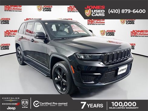 Used 2023 Jeep Grand Cherokee Altitude AWD/4WD image 1