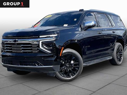 Used 2025 Chevrolet Tahoe Premier RWD image 1