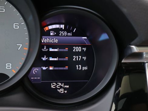 Used 2017 Porsche Macan S image 18