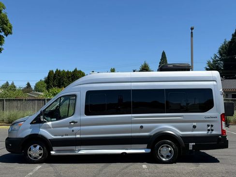 Used 2019 Ford Transit 350 XLT RWD image 2