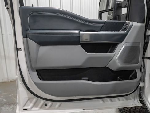 Used 2024 Ford F350 Limited w/ FX4 Off-Road Package AWD/4WD image 46