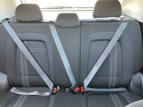 Used 2025 Hyundai Venue SEL image 39