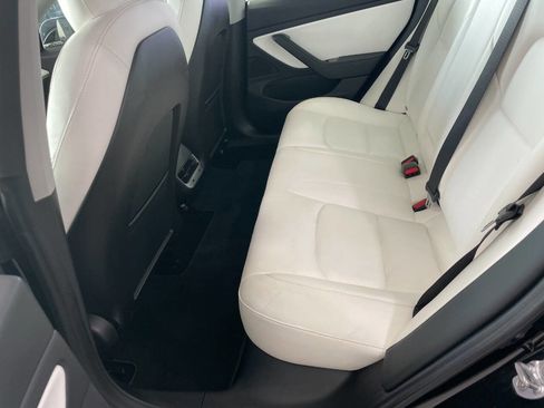 Used 2019 Tesla Model 3 Long Range image 19