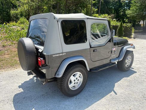 Used 1993 Jeep Wrangler S AWD/4WD image 3