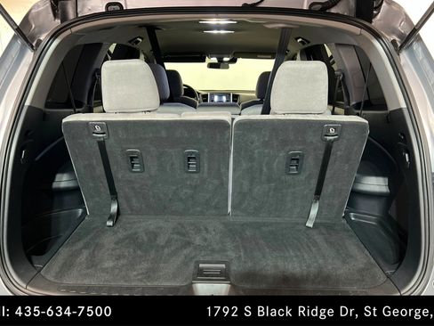 Used 2020 Honda Pilot LX image 23