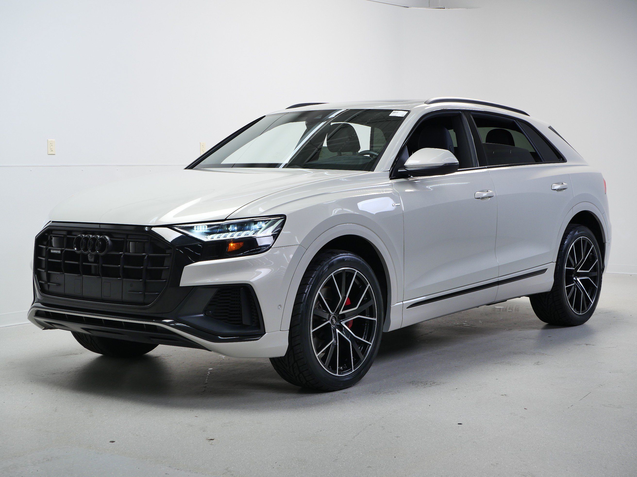 Used 2023 Audi Q8 Premium Plus w/ Premium Plus Package AWD/4WD image 11