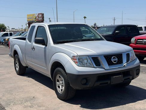 Used 2013 Nissan Frontier S RWD image 14