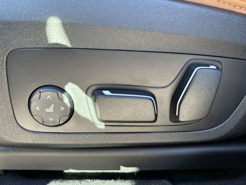 Used 2024 BMW X3 xDrive30i w/ Premium Package image 32