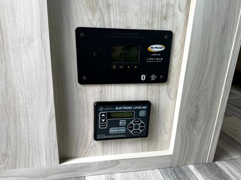 Used 2023 Ford E-450 and Econoline 450 Super Duty w/ Motorhome Prep Package image 13