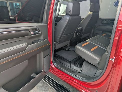 Used 2024 GMC Sierra 2500 AT4 w/ AT4 Premium Plus Package AWD/4WD image 34