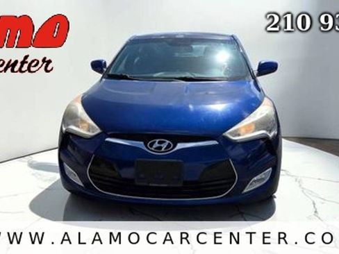 Used 2016 Hyundai Veloster w/ Option Group 02 FWD image 8
