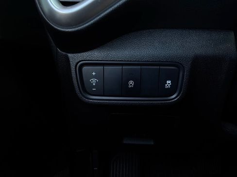 Used 2020 Kia Soul LX FWD image 21