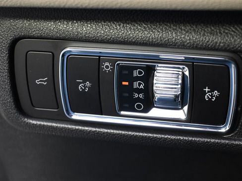 New 2026 Lincoln Corsair Premiere AWD/4WD image 24