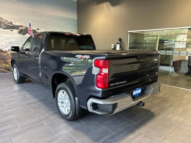 Used 2022 Chevrolet Silverado 1500 LT AWD/4WD image 31