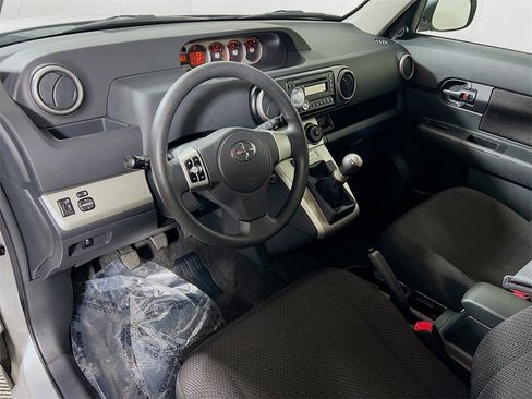 Used 2010 Scion xB image 10