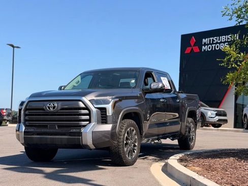 Used 2023 Toyota Tundra Limited w/ Power Package AWD/4WD image 8