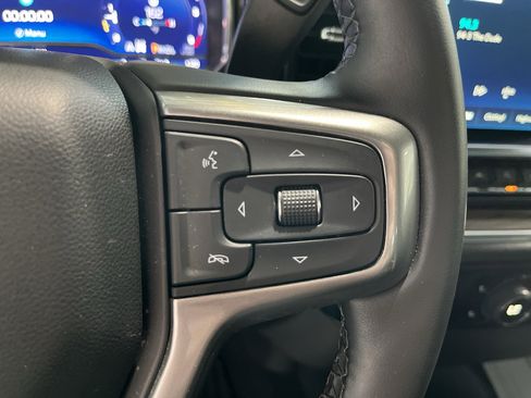 Used 2023 Chevrolet Silverado 1500 LT AWD/4WD image 18