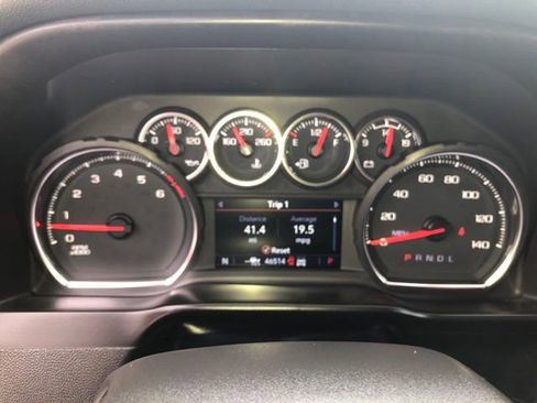 Used 2021 Chevrolet Silverado 1500 LTZ AWD/4WD image 18