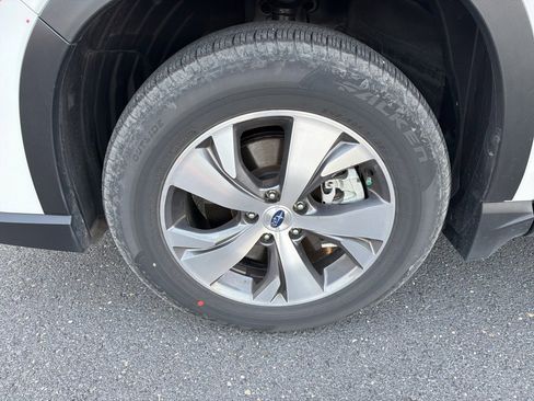 Certified 2025 Subaru Ascent Premium image 13